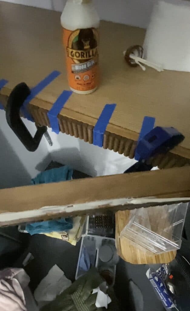 clamping shelves with glue